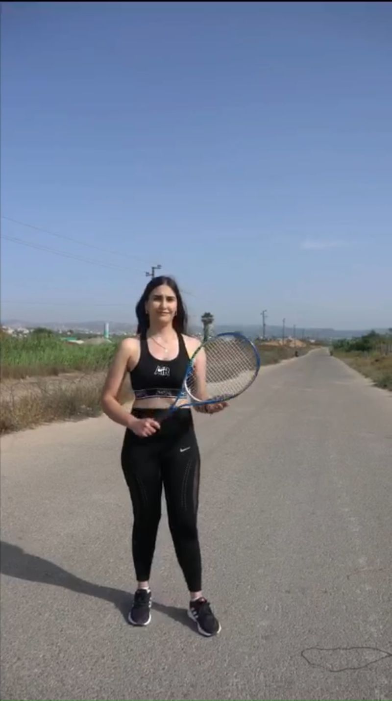 Adult Oversized Tennis Racket – Big Head for Power & Easy Control